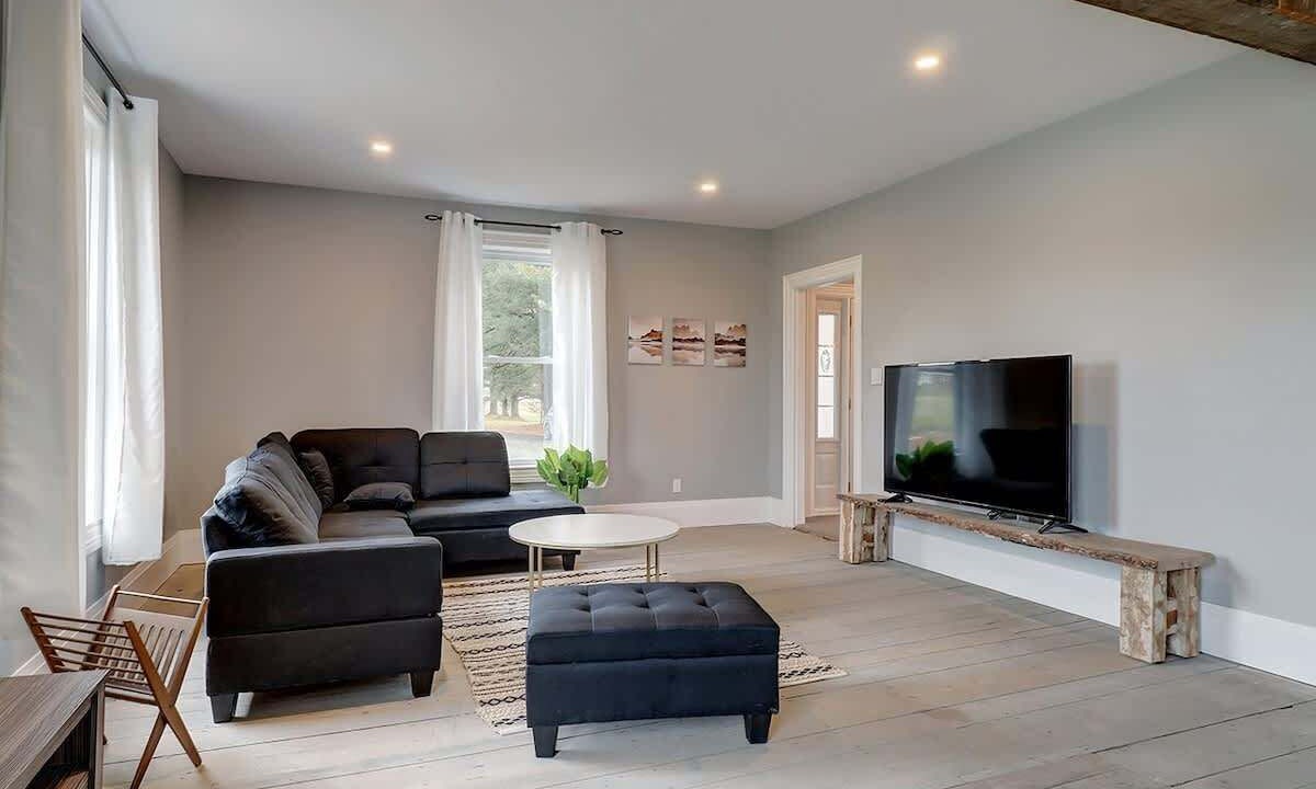 Photo of Livingroom in Cookshire-Eaton