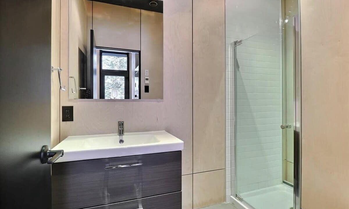 Photo of Bathroom in Stanstead Township