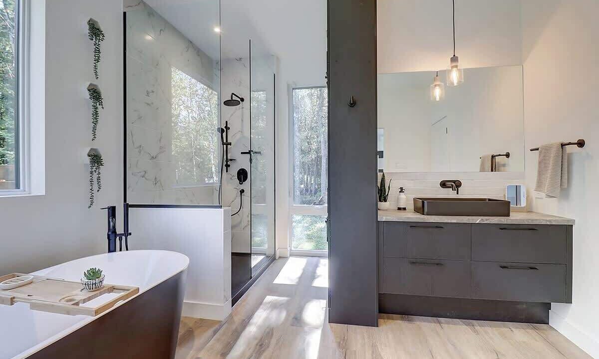 Photo of Bathroom in Stanstead Township