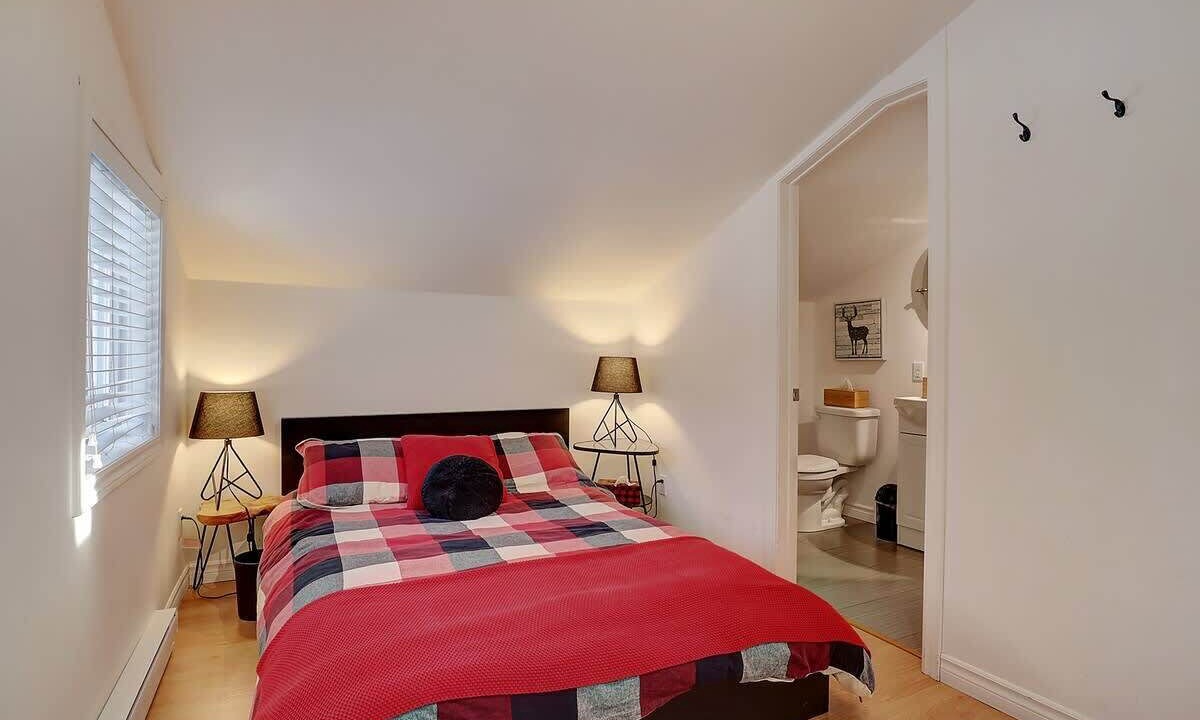 Photo of Bedroom in Eastman