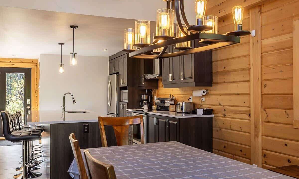 Photo of Kitchen in Sainte-Marguerite-du-Lac-Masson