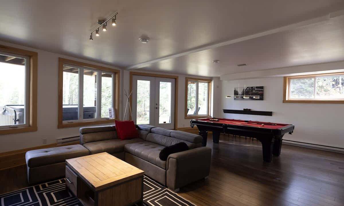 Photo of Livingroom in Sainte-Marguerite-du-Lac-Masson