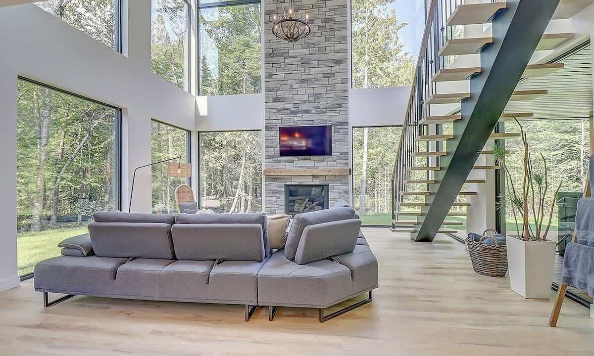 Photo of Livingroom in Stanstead Township