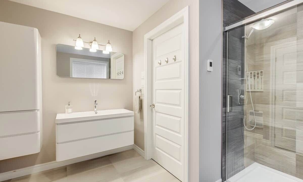 Photo of Bathroom in Stanstead Township