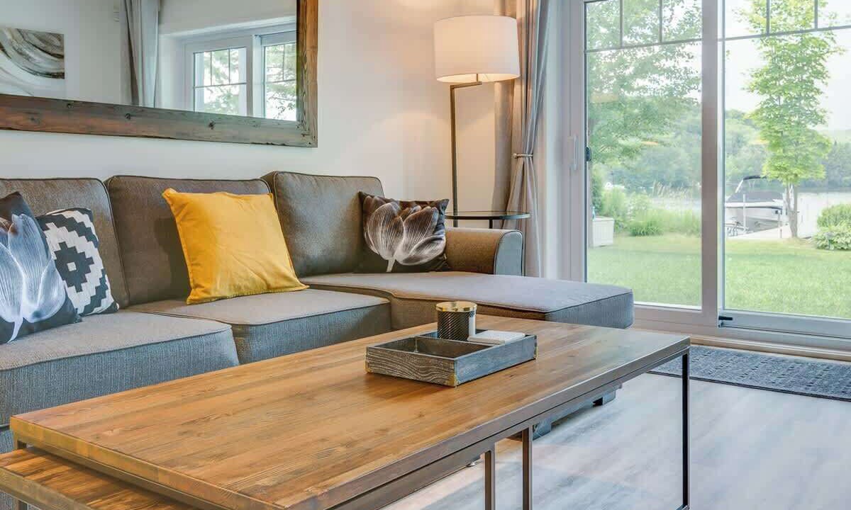 Photo of Livingroom in Stanstead Township