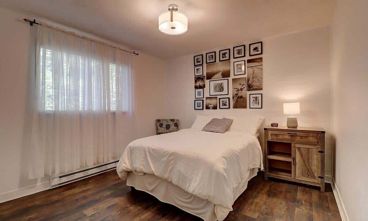 Photo of Bedroom in Memphremagog Regional County Municipality
