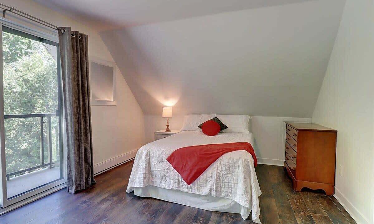 Photo of Bedroom in Memphremagog Regional County Municipality