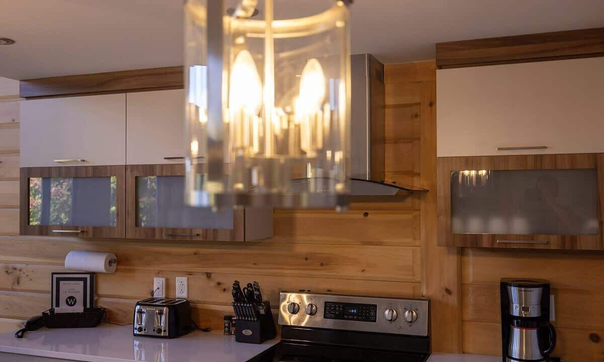 Photo of Kitchen in Sainte-Marguerite-du-Lac-Masson