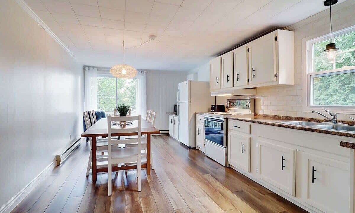 Photo of Kitchen in Memphremagog Regional County Municipality