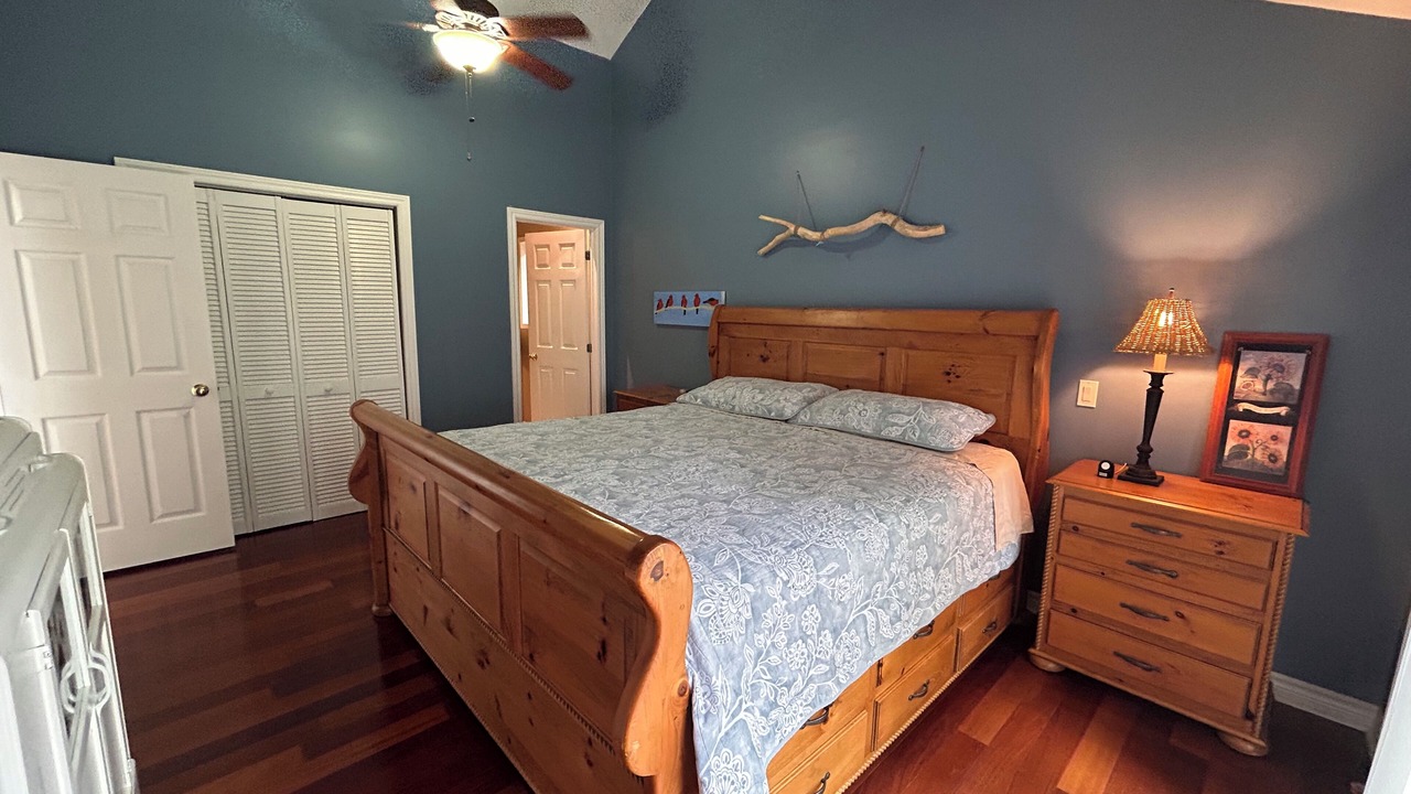 Photo of Bedroom in Georgian Bay