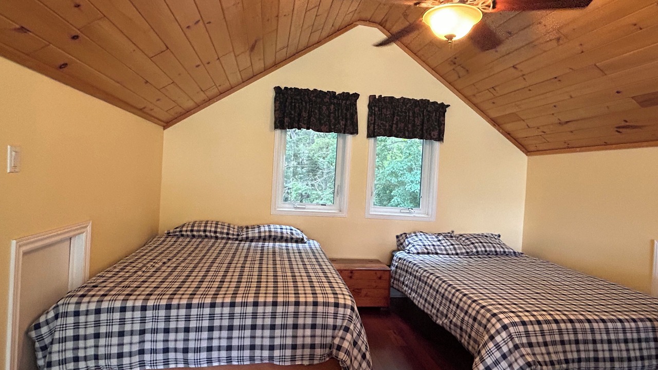 Photo of Bedroom in Georgian Bay