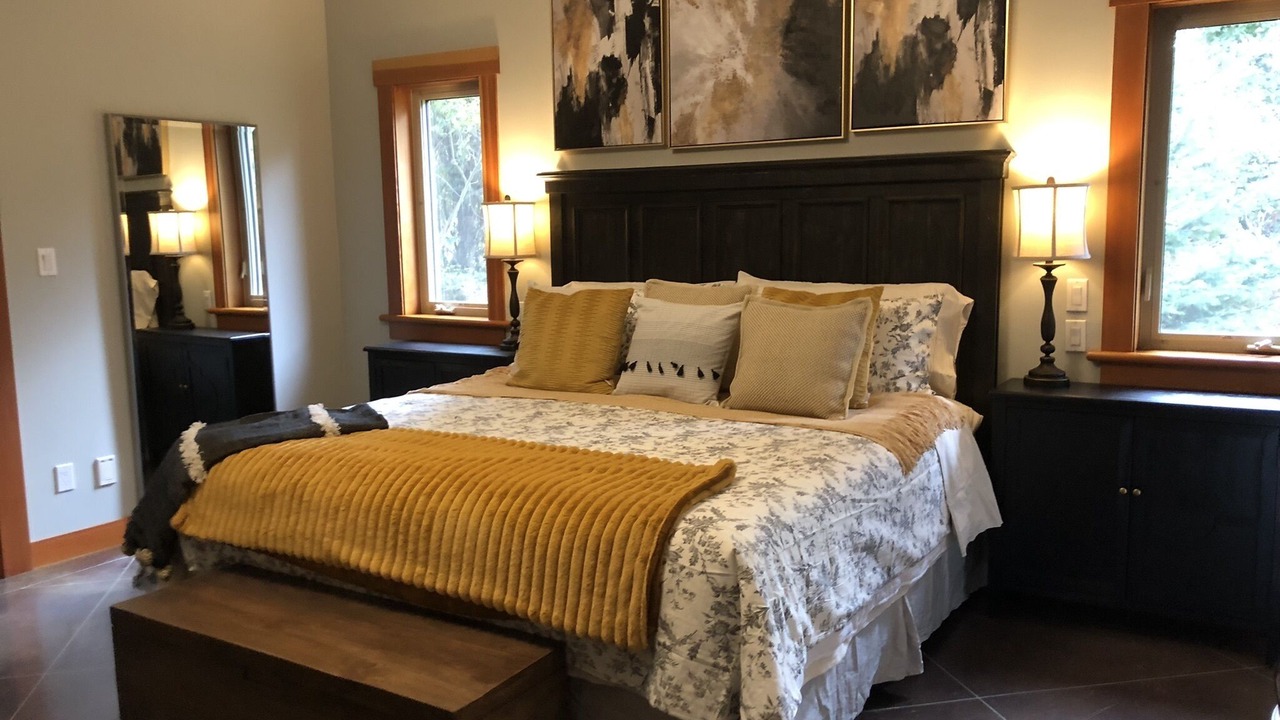 Photo of Bedroom in Central Saanich