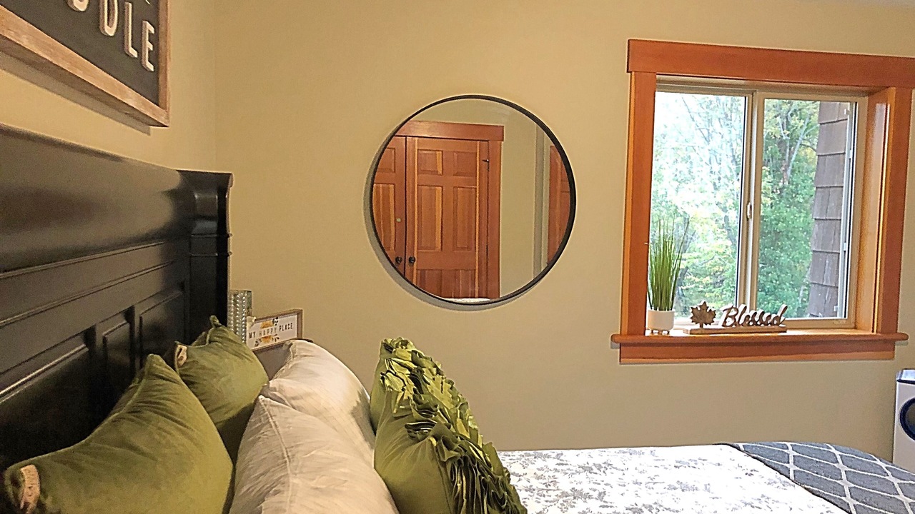 Photo of Bedroom in Central Saanich
