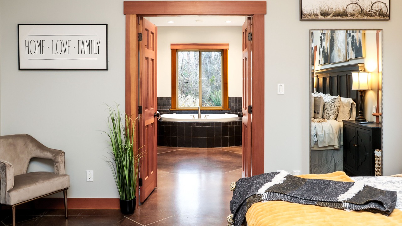 Photo of Bedroom in Central Saanich