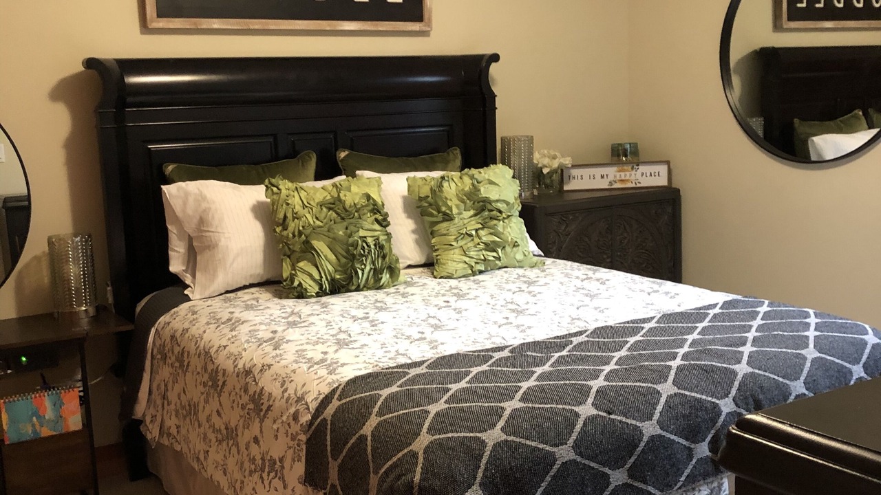 Photo of Bedroom in Central Saanich
