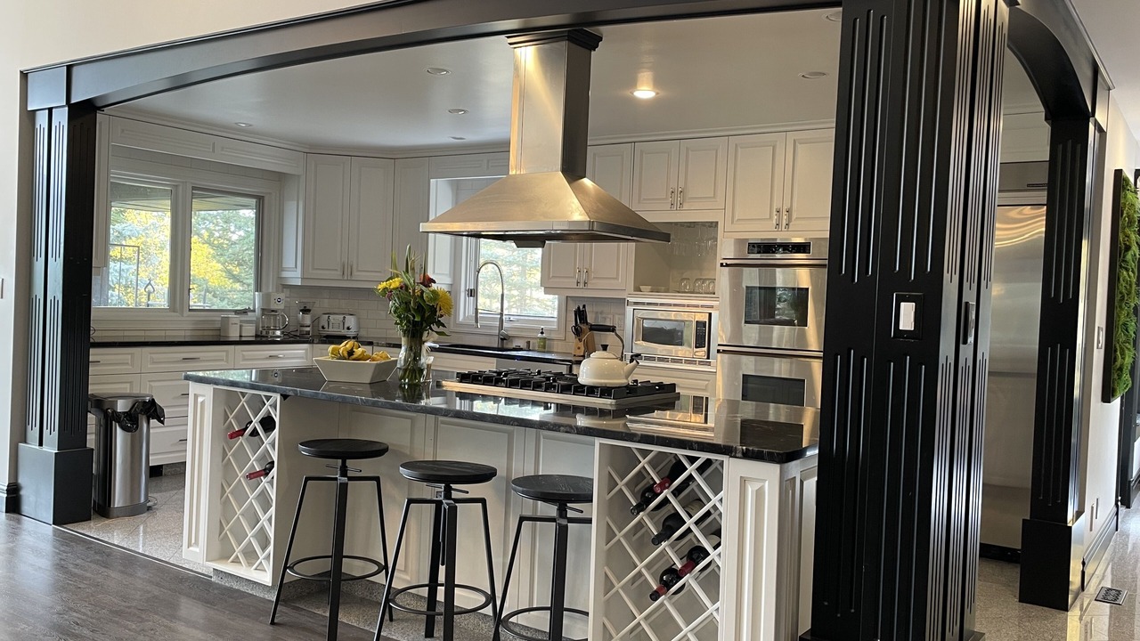 Photo of Kitchen in Priddis