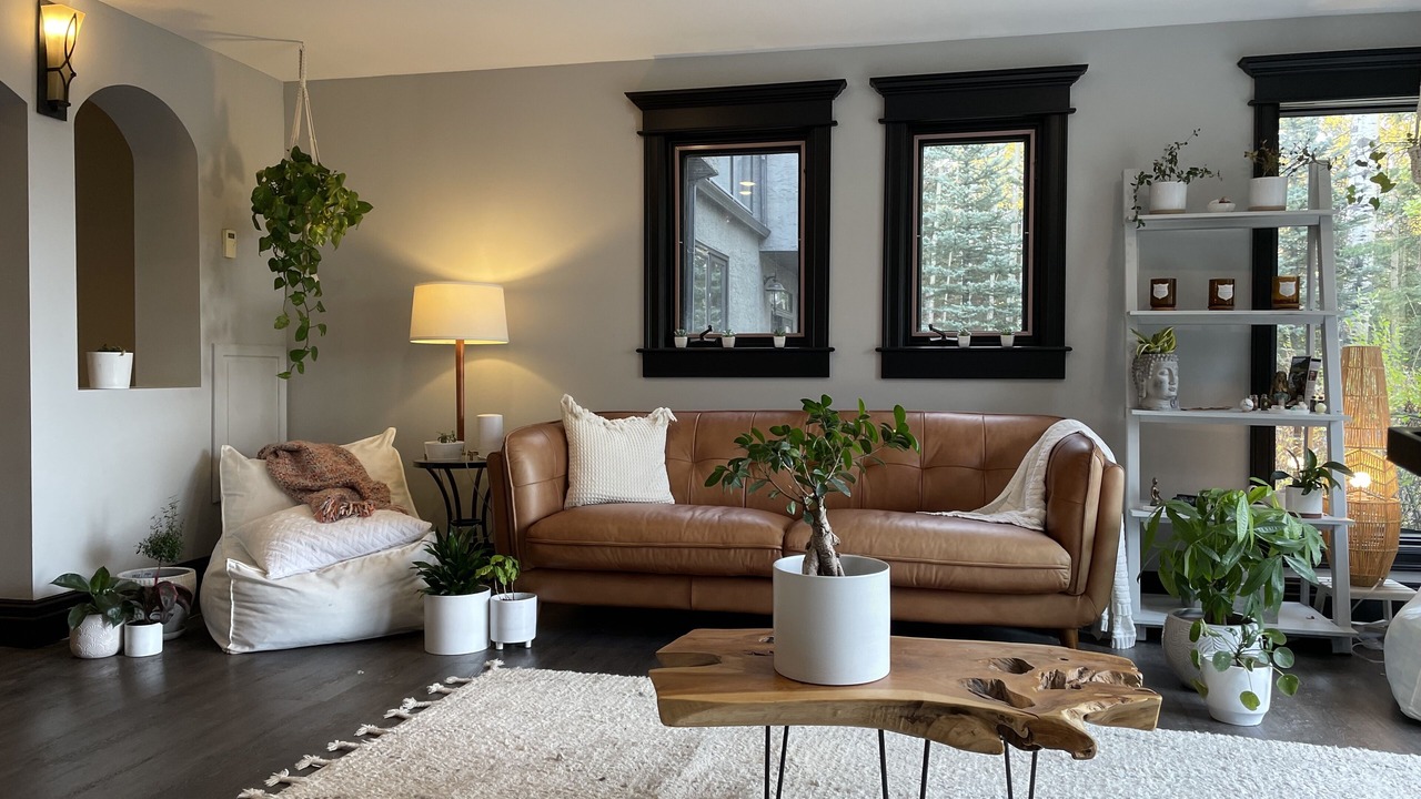Photo of Livingroom in Priddis