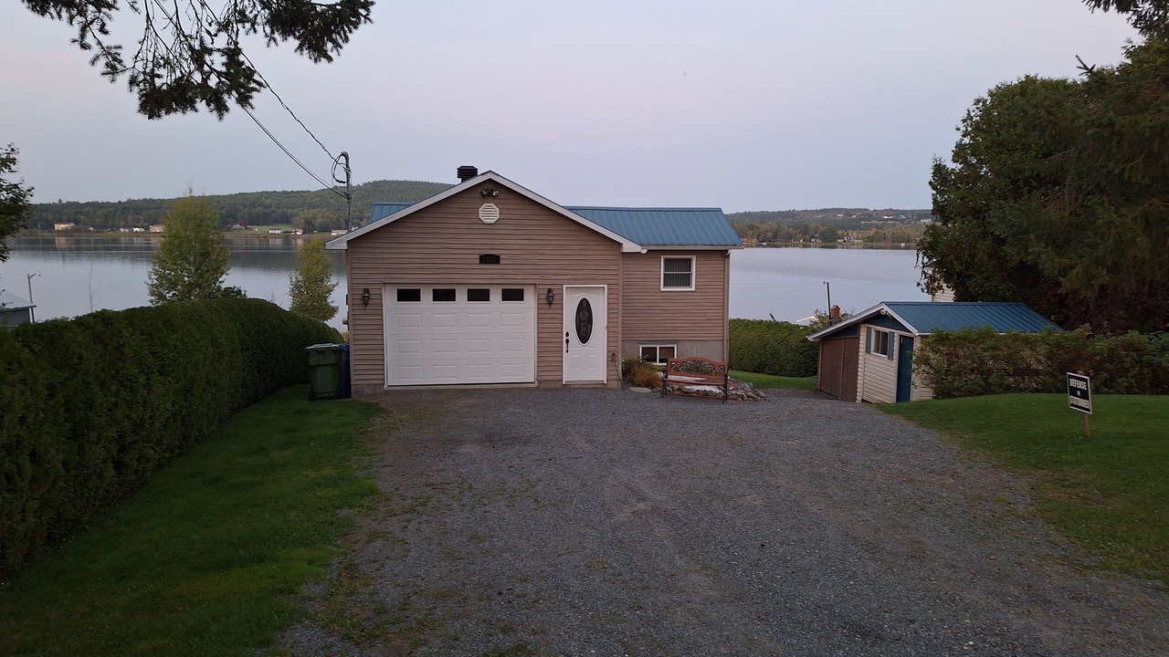 Photo of Outdoor in Disraeli