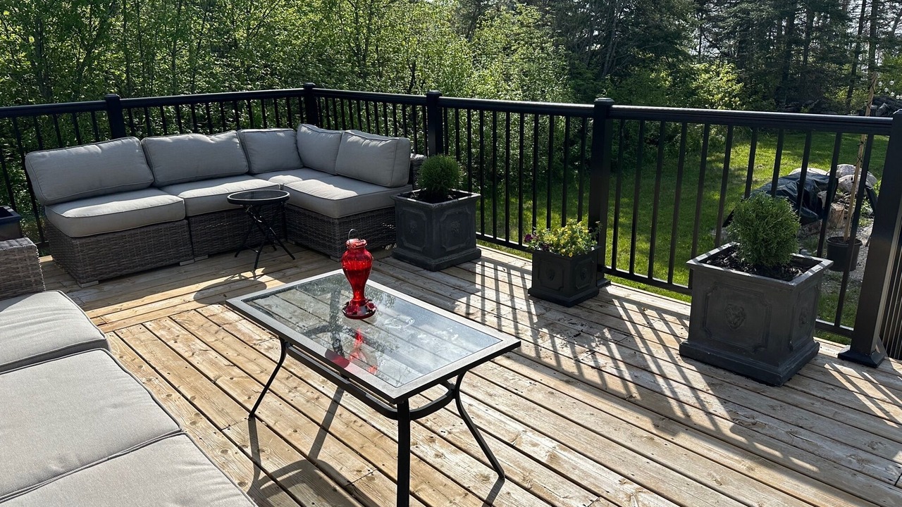 Photo of Patio Balcony in Little Bullhead