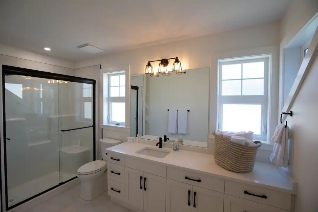 Photo of Bathroom in Okanagan-Similkameen