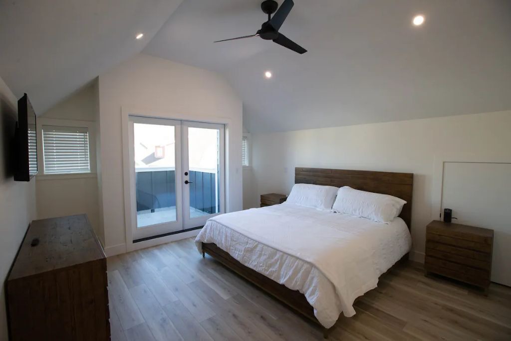 Photo of Bedroom in Okanagan-Similkameen