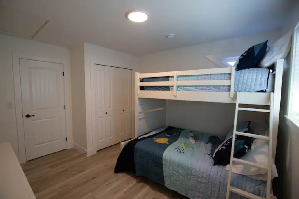 Photo of Bedroom in Okanagan-Similkameen
