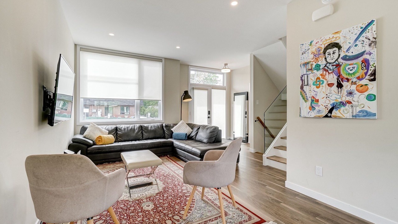 Photo of Livingroom in Downtown Gatineau