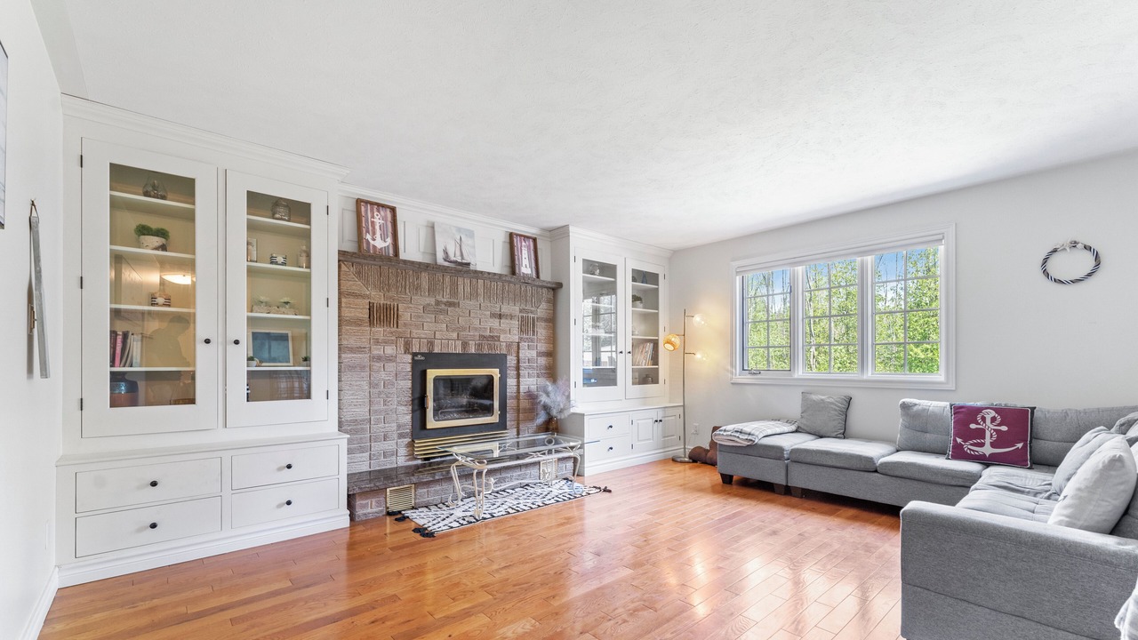 Photo of Livingroom in South Bruce Peninsula