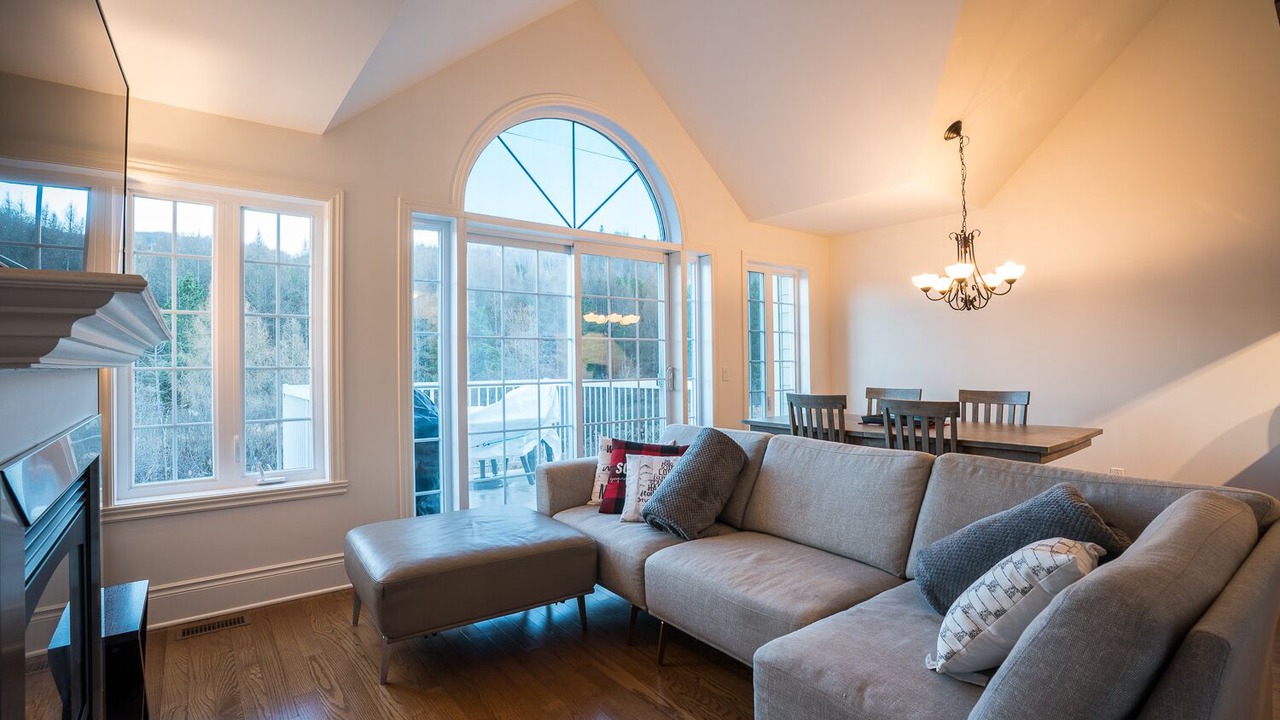 Photo of Livingroom in Saint-Sauveur