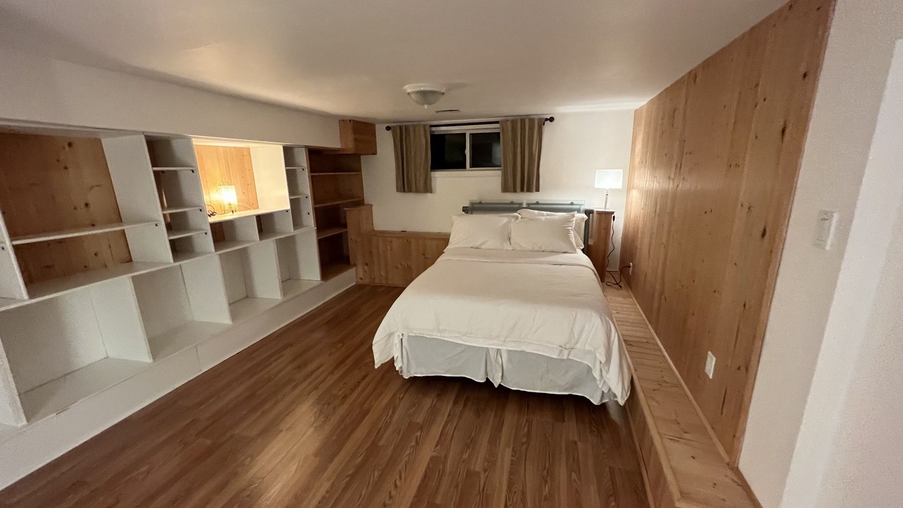Photo of Bedroom in Richmond Hill