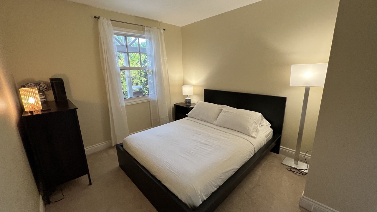 Photo of Bedroom in Richmond Hill