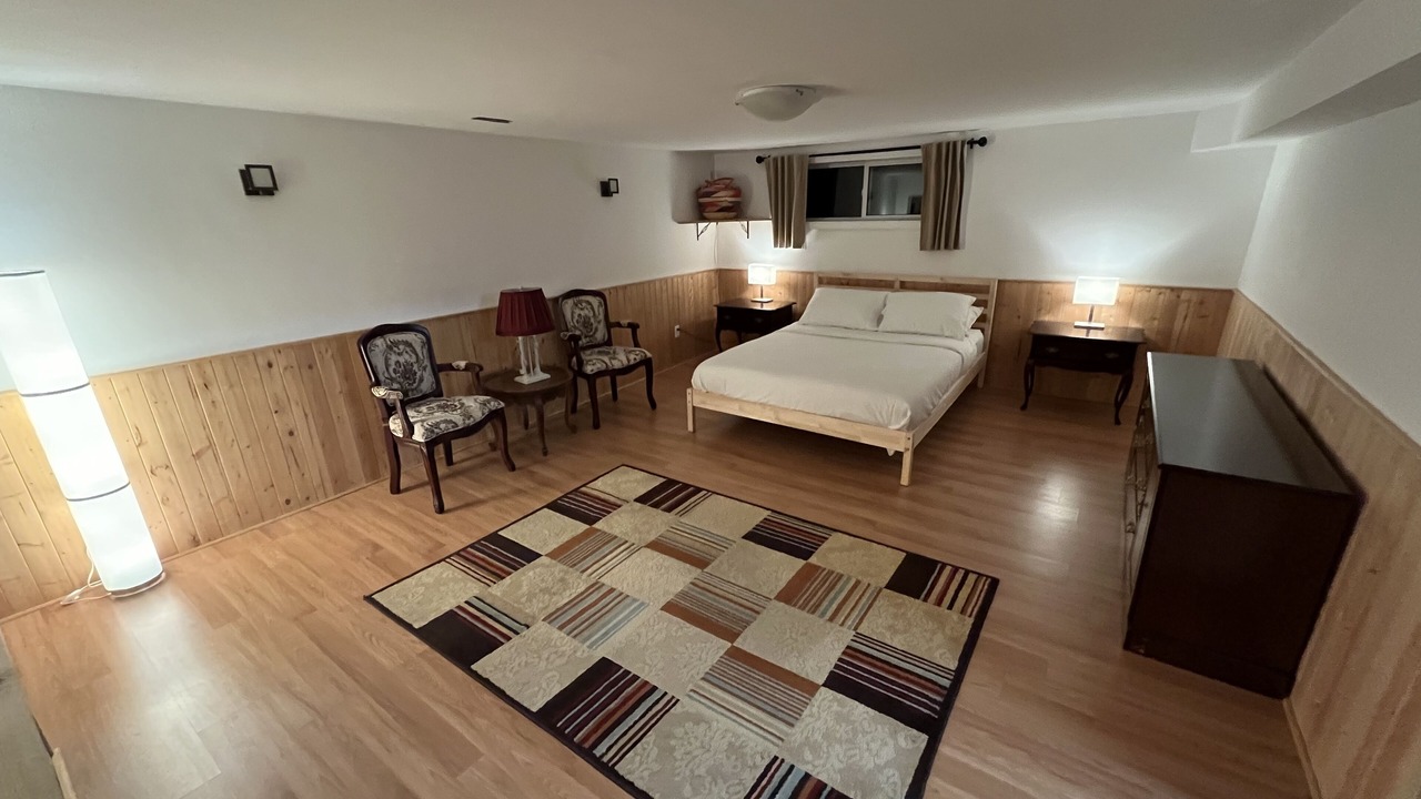 Photo of Bedroom in Richmond Hill