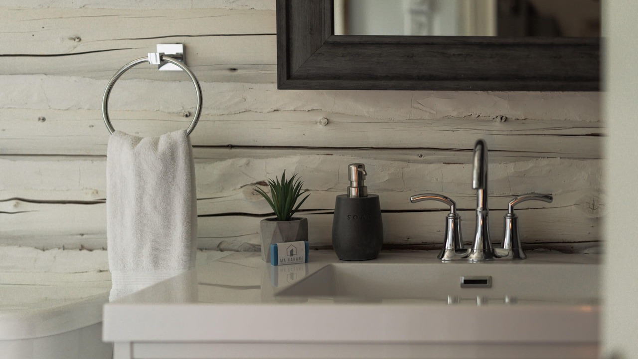 Photo of Bathroom in Val-des-Lacs