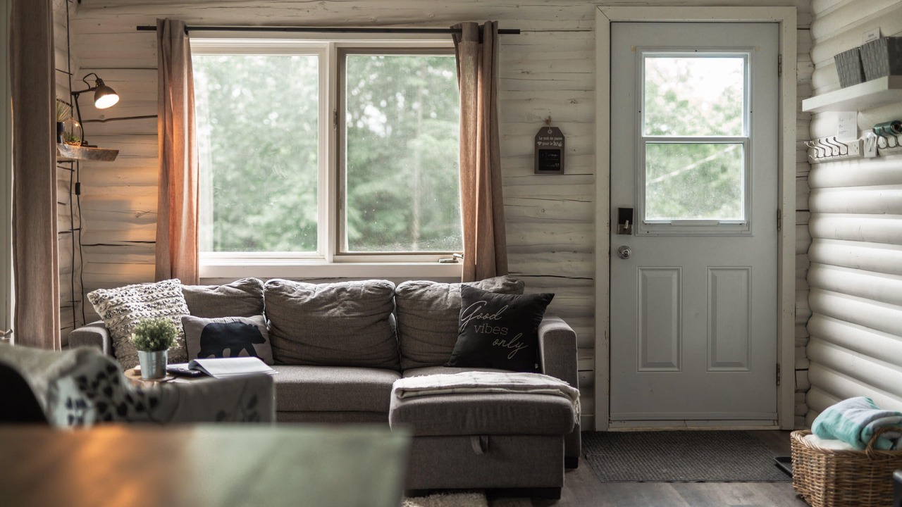 Photo of Livingroom in Val-des-Lacs