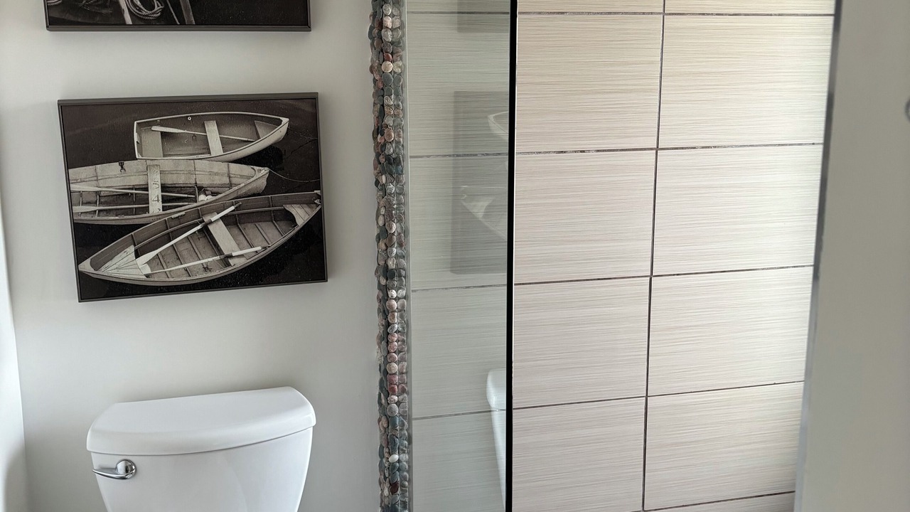 Photo of Bathroom in Long Point