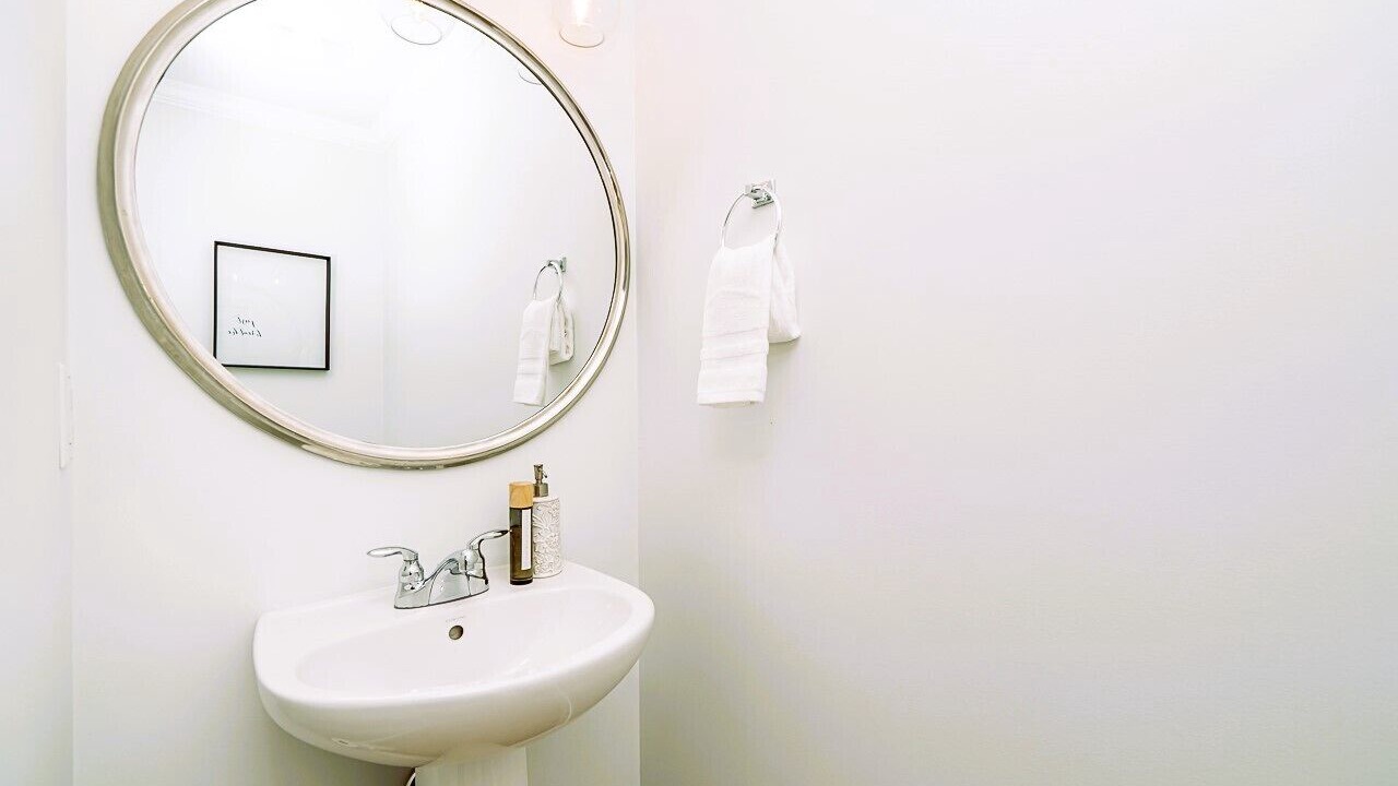 Photo of Bathroom in Willoughby