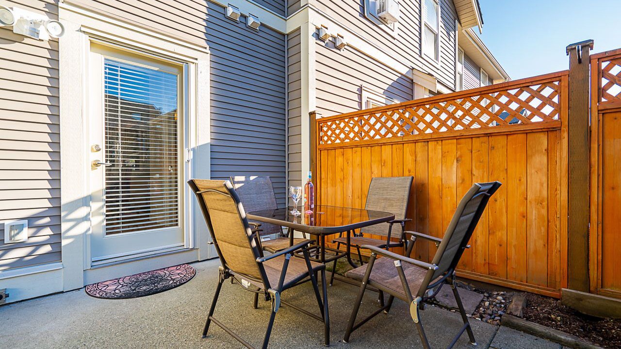Photo of Outdoor in Willoughby