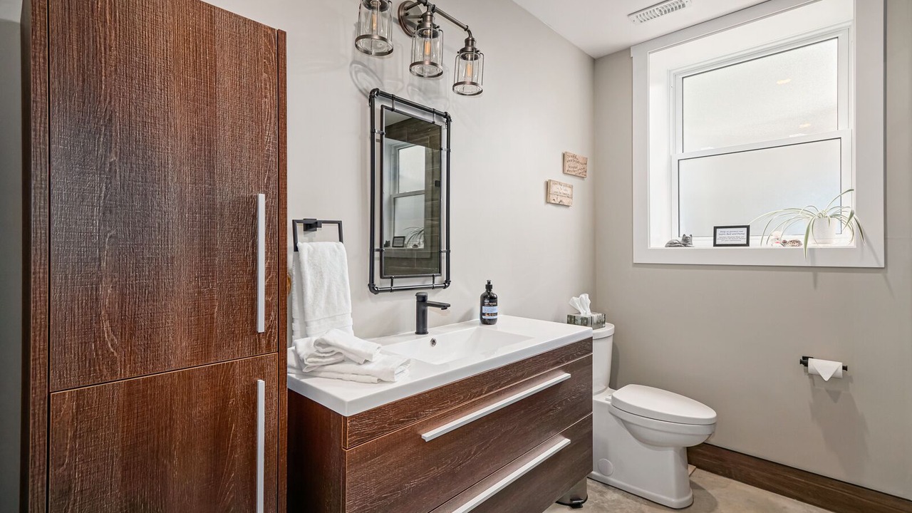 Photo of Bathroom in Clearview