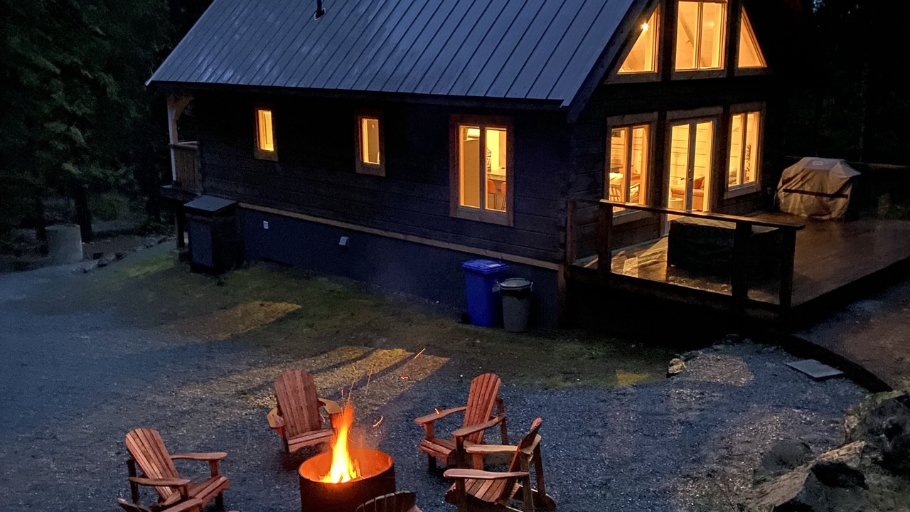 Photo of Patio Balcony in Shawnigan Lake