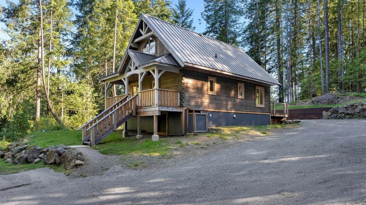 Photo of Outdoor in Shawnigan Lake