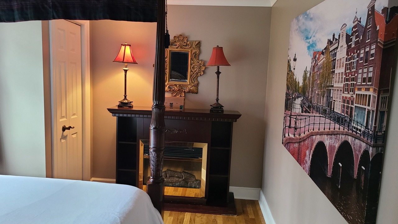 Photo of Bedroom in West End