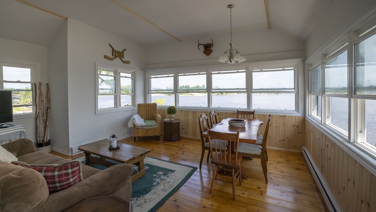 Photo of Bedroom in McGregor Bay