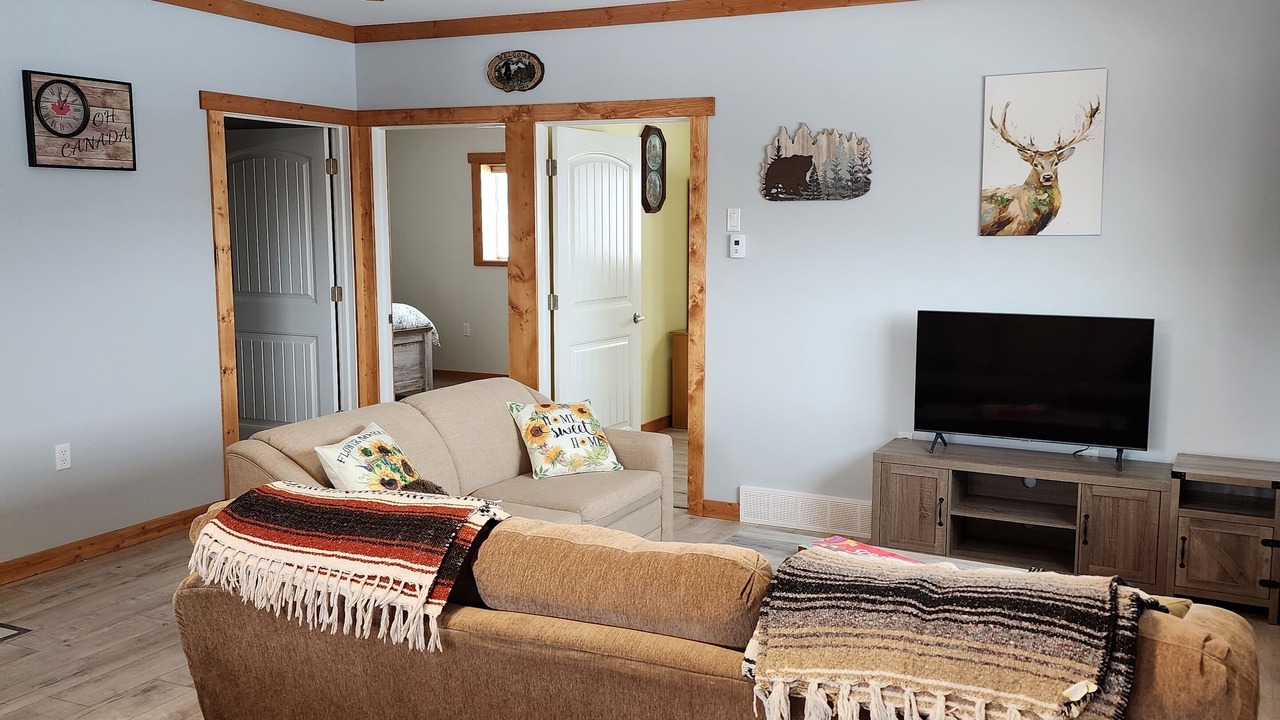 Photo of Livingroom in Pincher Creek