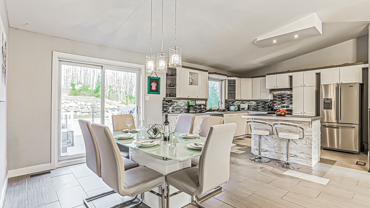 Photo of Kitchen in Prevost