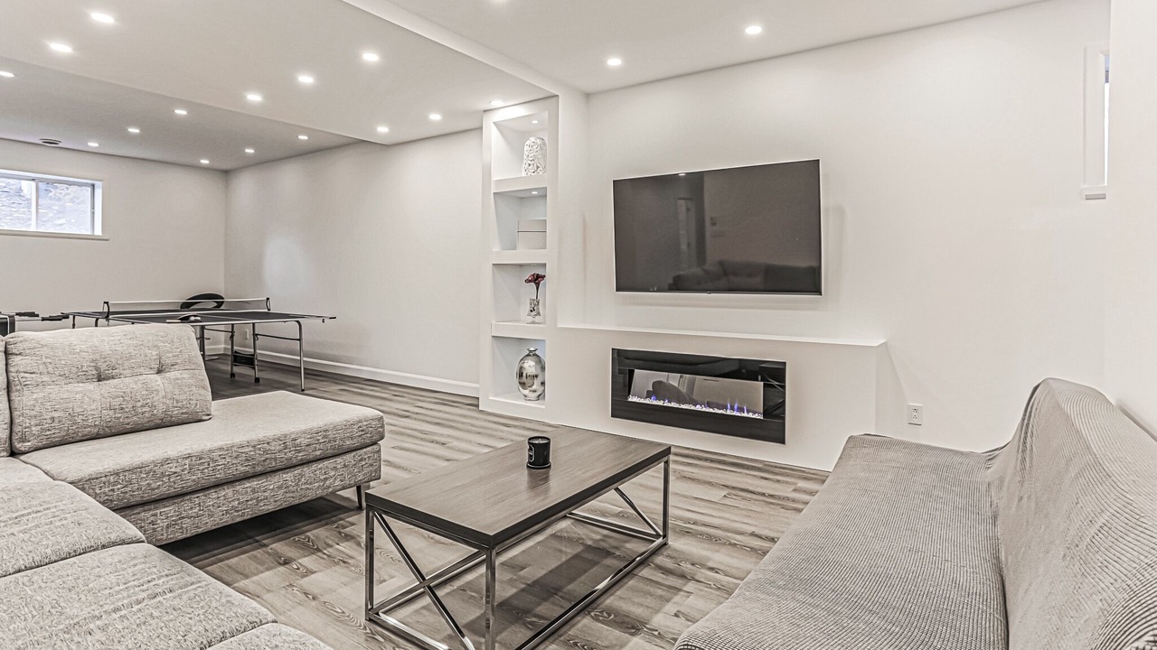 Photo of Livingroom in Prevost