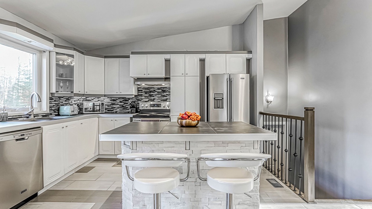 Photo of Kitchen in Prevost