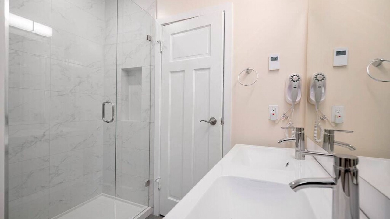 Photo of Bathroom in Kitsilano