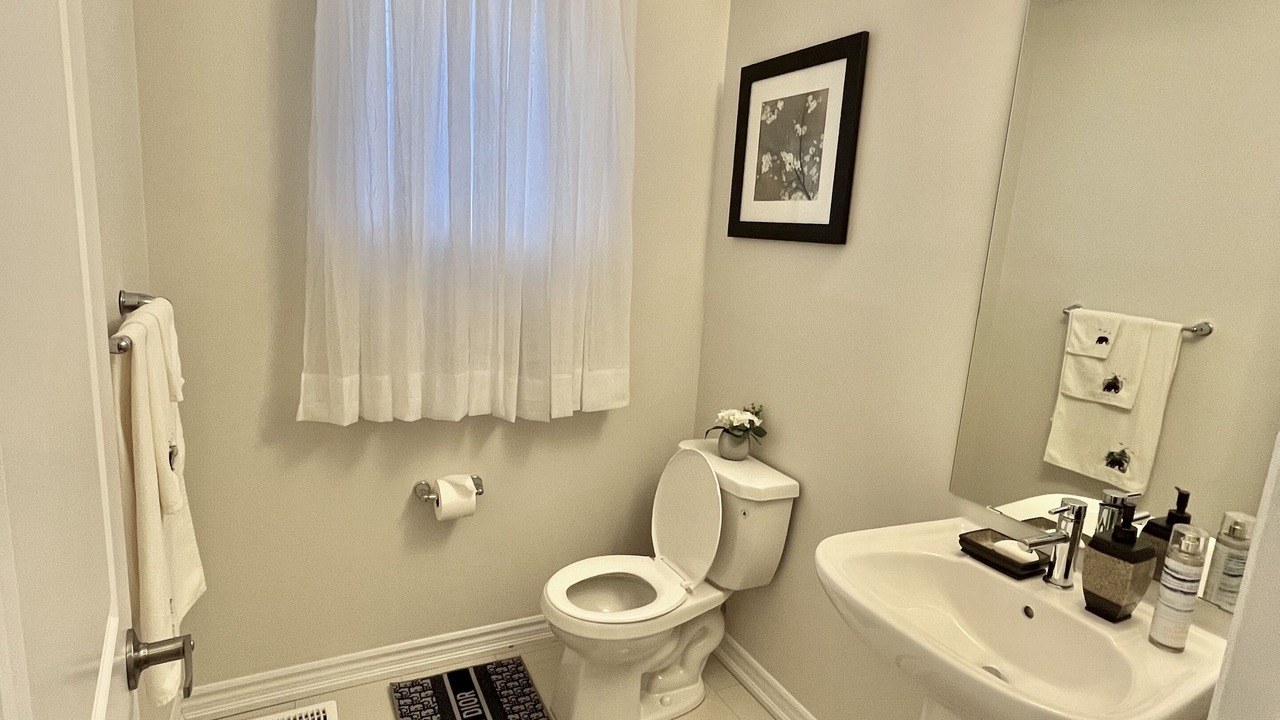 Photo of Bathroom in Niagara Falls