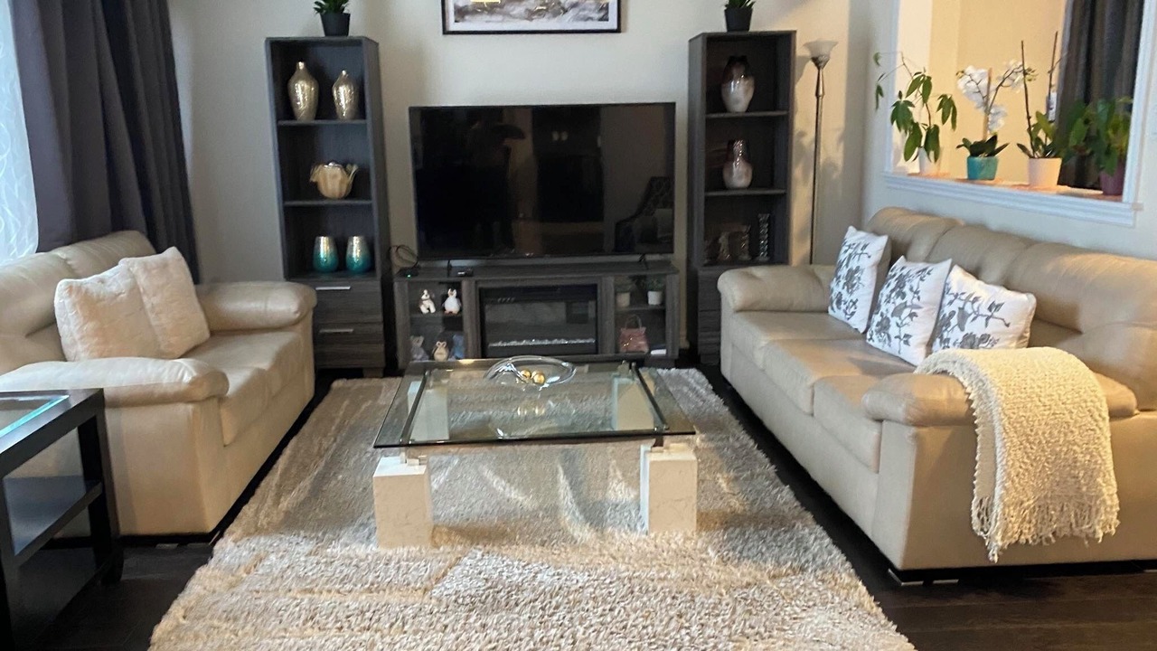 Photo of Livingroom in Niagara Falls
