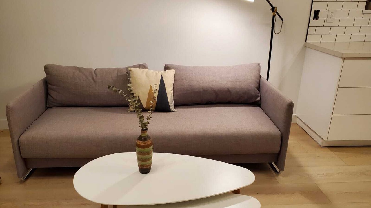Photo of Livingroom in Riley Park